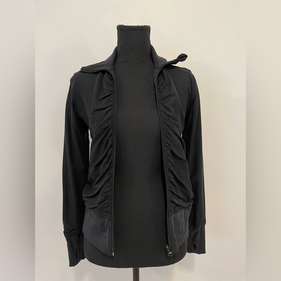 Lululemon reversible jacket - Picture 1 of 9